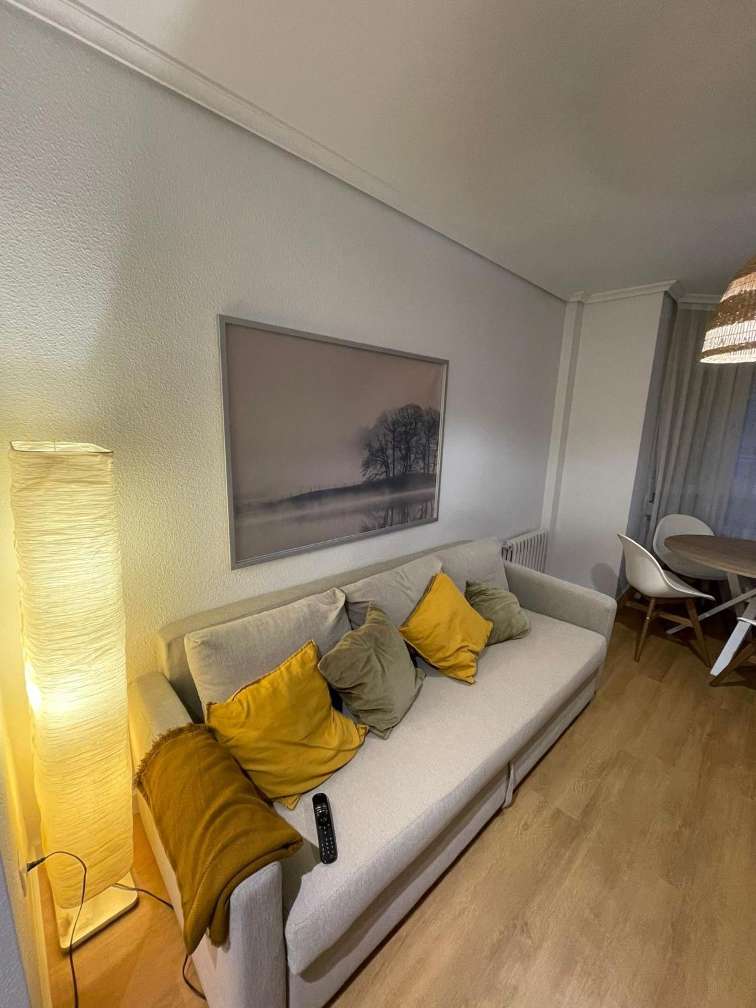Junto Al Recinto Ferial Con Garaje Y Aire Acondicionado Apartment *